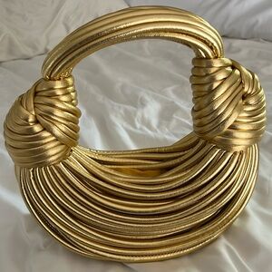 Verano Hill gold hand bag